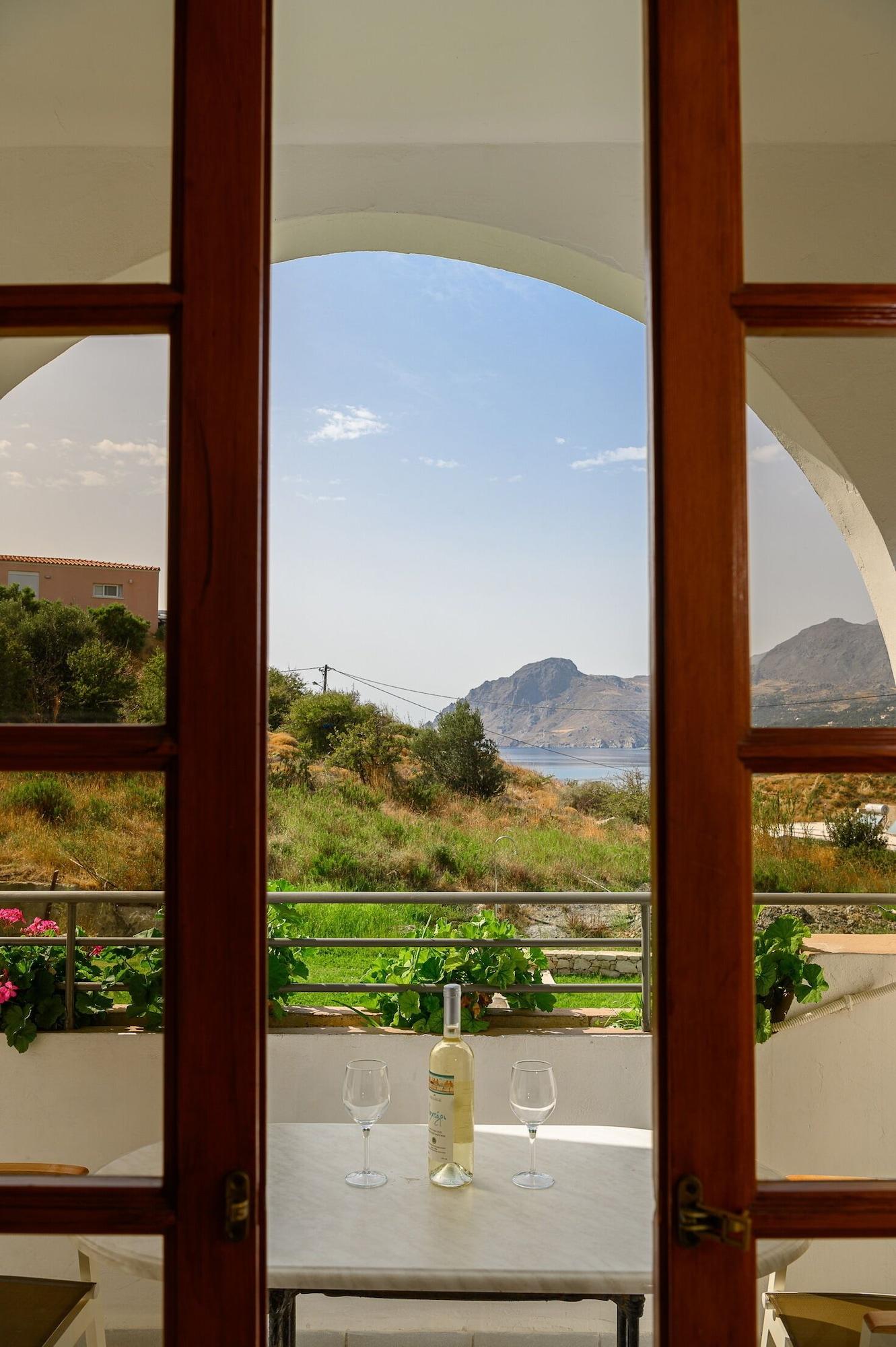 Anthos Apartments Плакиас Экстерьер фото